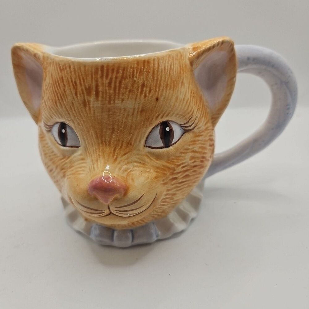 Strata Group Family Fair Hand Painted Ruffle Bow Collar Orange Cat Coffee Mug